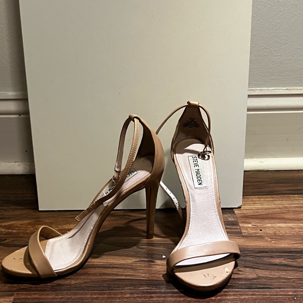 Steve Madden classic heels